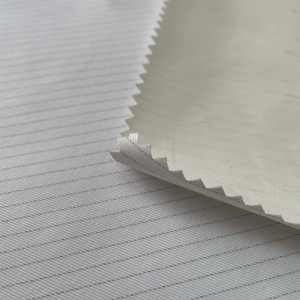 300D * 300D PTFE laminé avec du tissu Oxford en polyester respirant imperméable pour les vêtements de travail uniformes - Product Image 3