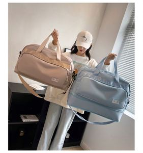 Bolsas de Viaje Deportivas Personalizadas al por Mayor con Logotipo de Moda para Mujer, Bolsa de Gimnasio Impermeable y Portátil con Bolsa de Lona Expandible Grande - Product Image 6