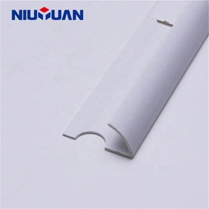 NIUYUAN Gros Décoration Murale Plastique Protecteur Profil <span class=keywords><strong>Noir</strong></span> <span class=keywords><strong>PVC</strong></span> Carreaux Coin Garniture - Product Image 2