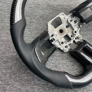 Volante de Fibra de Carbono Personalizado para Ford <span class=keywords><strong>Mustang</strong></span> <span class=keywords><strong>2015</strong></span> 2016 2017 2018 2019 2020 2021 2022 GT Shelby, Gran Venta - Product Image 2