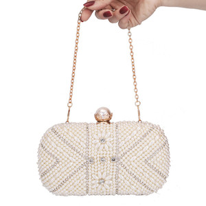 Unique <strong>White</strong> Luxury <strong>Wedding</strong> <strong>Clutch</strong> Purse 2025 Women Wholesale Pearl Evening <strong>Bag</strong> with Chains - Product Image 3