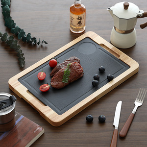 Assiette à steak en pierre rectangulaire avec cadre en bois, surface en ardoise noire, pour restaurant, hôtel, dîner occidental, fête - Product Image 1