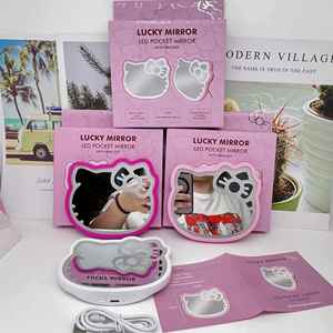 Nuevos Productos 2025 Espejo de Maquillaje Portátil de Bolsillo con Luz LED, Diseño de Hello Kitty Rosa, USB - Product Image 2