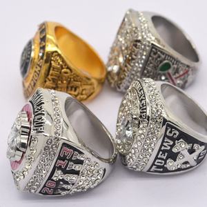 YY NHL1934 2010 2013 2015 <span class=keywords><strong>Chicago</strong></span> Blackhawks Hockey Championship Ring Ensemble de 4 pièces en alliage de pierre naturelle électroplaqué N6528 - Product Image 2