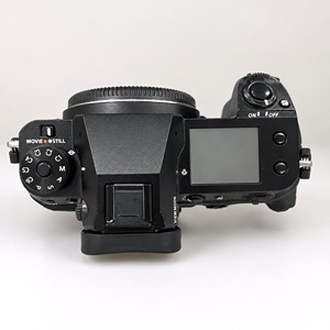 กล้องฟูจิฟิล์ม GFX50S2 4K/30p 51.4MP มีดเดย์ลอสเทอร์มอลเซนเซอร์แบบ CMOS ขนาดกลาง มือสอง รองรับการ์ด SD สองใบ - Product Image 4