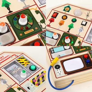 Tablero de Actividades Montessori de Madera para Niños Pequeños de 3, 4 y 5 Años, Juguetes Sensoriales de Madera para Niños Pequeños - Product Image 4
