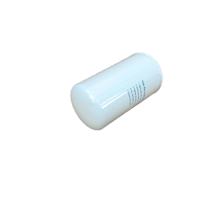 Filtre à carburant diesel durable P550774 pour des performances fiables des camions - Product Image 2