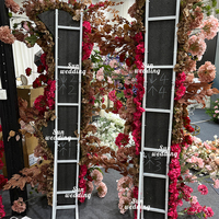 Arche de mariage indienne Sunwedding avec panneau de fond en roses de soie, cadre métallique, taille et couleur personnalisables, style romantique