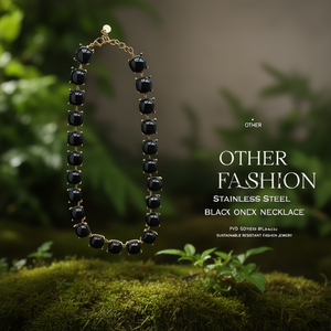 สร้อยคอเหล็กกล้าไร้สนิมประดับพลอยออนิกซ์สีดำ ชุบทอง PVD ทนทาน แฟชั่นทันสมัย - Product Image 3