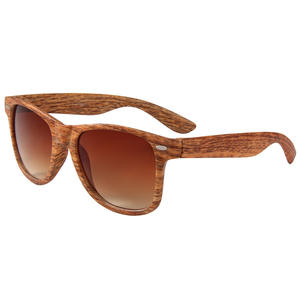 Gafas de Sol JHW1028 con Diseño de Madera, Protección UV400, Marco de PC, Unisex, para Viajes y Conducción - Product Image 1
