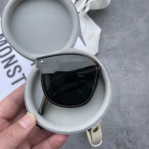 Vente en Gros Direct Usine – Lunettes de Soleil Pliables Économiques Anti-UV, Design Tendance et Personnalisé pour Hommes et Femmes, Protection Solaire Plage - Product Image 3