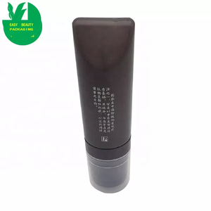 Flacon en plastique avec <span class=keywords><strong>cinq</strong></span> boules à rouleau, art de massage, emballage pour crème, huile, 10 ml, 100ml - Product Image 5