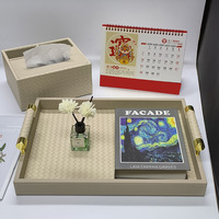 Plateau de rangement de bureau rectangulaire en cuir tressé style luxe léger pour hôtels de prestige et ensemble de boîtes à serviettes en papier spéciales