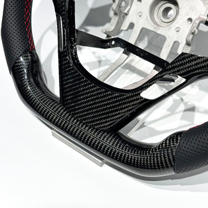 Volante de Fibra de Carbono Negro con Línea Central Roja para <span class=keywords><strong>Hyundai</strong></span> Genesis Coupe, Piezas de Auto para <span class=keywords><strong>Hyundai</strong></span> Genesis Coupe 2011-2013 - Product Image 3