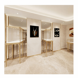 Aménagement intérieur de bijouterie, décoration, mobilier, vitrine, présentoir - Product Image 1