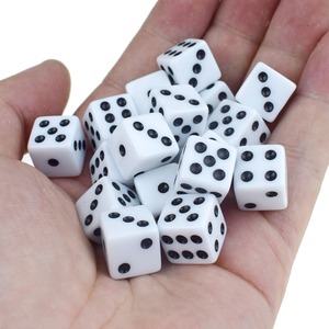 Bán Buôn 12Mm 14Mm 16Mm 18Mm 20Mm 22Mm Nhựa Vuông Xúc Xắc Trắng Với Chấm Đen - Product Image 4