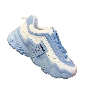 Version coréenne des baskets décontractées polyvalentes à semelle épaisse, style streetwear original, collection printemps-automne 2026 - Product Image 4