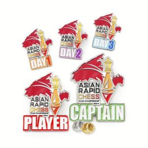 Épinglette personnalisée en métal complexe, style japonais, motif dessin animé mignon, émail dur, pour chapeau, impression UV, type bronze et laiton - Product Image 3