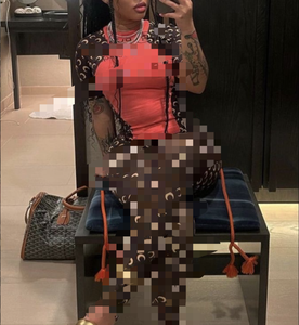 Peeqi 8973 2025 pakaian desainer terkenal musim panas cetak bulan 2 potong set celana pendek olahraga setelan kasual wanita Streetwear - Product Image 1