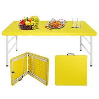 Table pliante d'extérieur jaune, imperméable, légère, en panneaux HDPE, table moderne d'extérieur, table de file d'attente