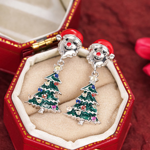 Orecchini pendenti natalizi con Babbo Natale e albero di Natale per donna, smaltati, regalo di Capodanno, gioielli. - Product Image 3