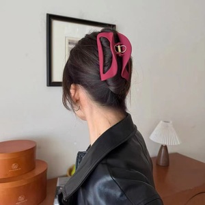 Pinza para el pelo de silicona mate flexible, muy elegante, de color sólido, irrompible, de goma suave como una nube, cómoda para usar al acostarse o al conducir. - Product Image 2