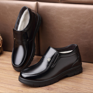 Mocassins en cuir pour hommes, à enfiler, doublés en polaire, chauds pour l'hiver, antidérapants, chaussures décontractées pour affaires, taille adulte 40-46 - Product Image 3