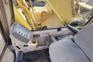 Excavadora CAT 330BL de 30 Toneladas con Cucharón Hidráulico para Excavación, Equipo Pesado - Product Image 5