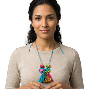 Collar de Estilo Bohemio Hecho a Mano con Borlas, Cuentas de Tela Coloridas, Imitación de Perlas en Forma de Bola, Chapado en Oro, Ecológico - Product Image 2