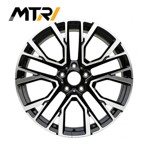 Rueda de Aleación MTRI <span class=keywords><strong>Blade</strong></span> <span class=keywords><strong>Runner</strong></span> Sport SUV 20x8.0, Diseño Flow Formed, Negro Brillante, Cinco Radios Angulares Mecanizados - Product Image 1
