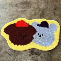 Leuchtend Rosa Erdbeer-Muster Teppich Unregelmäßige Form Gepunkteter Kunstwoll-Teppich für Wohnzimmer-Dekoration