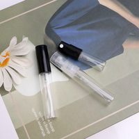 Flacons d'échantillons de parfum en verre de 2 ml/3 ml/5 ml/10 ml, mini vaporisateurs avec carte de présentation pour échantillonnage de marque