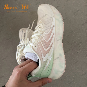 Liquidation de stock de chaussures de sport en gros avec gamme de tailles complète - Product Image 1