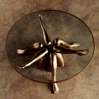 Table basse créative en verre trempé de meubles modernes Sculpture pied champagne finition polie