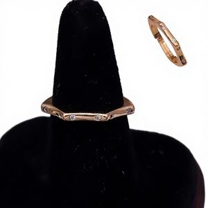 แหวนค็อกเทลสไตล์ยุโรปสำหรับผู้หญิง ทำจากสแตนเลสชุบทอง ประดับด้วยเพชรคิวบิกเซอร์โคเนียระยิบระยับ เหมาะสำหรับงานปาร์ตี้ - Product Image 1