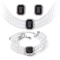 Ensemble de bijoux de mariée tendance pour femmes en gros : collier ras-du-cou multicouche en perles, bracelet et boucles d'oreilles en strass