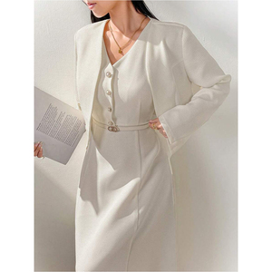 Elegante Completo <span class=keywords><strong>da</strong></span> Ufficio per Donna: Giacca, Cappotto, Top e Gonna, Caratteristiche Principali: Elegante Completo <span class=keywords><strong>da</strong></span> <span class=keywords><strong>Lavoro</strong></span> per Donne d'Affari - Product Image 1
