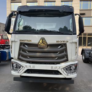 Camion benne d'occasion Sinotruk Howo NX 6x4 10 roues pour services de transport - Product Image 3