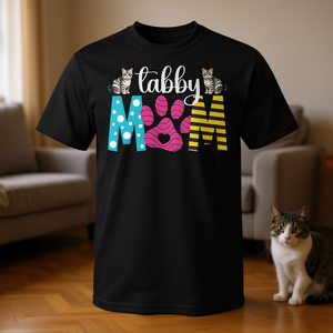 Camiseta Tabby Cat Mom para amantes y propietarios de gatos - Product Image 3