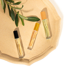 Flacone Spray Vuoto in Vetro Personalizzato da 8 ml 10 ml Riutilizzabile con Erogatore e Tappo - Product Image 4