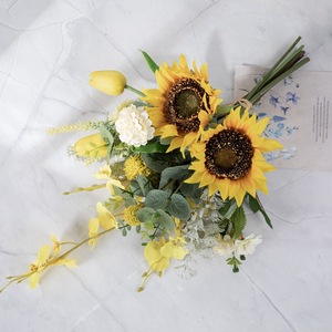 CallaFloral Bouquet de tournesols artificiels à tenir à la main, fleurs en tissu tissé plastique, décoration de mariage et de maison CF01291 - Product Image 3