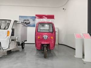 Triciclo Eléctrico para Venta <span class=keywords><strong>de</strong></span> Comida con Motor <span class=keywords><strong>de</strong></span> 60v800w <span class=keywords><strong>de</strong></span> la <span class=keywords><strong>Marca</strong></span> KEYU para Instalación <span class=keywords><strong>de</strong></span> Puesto - Product Image 4
