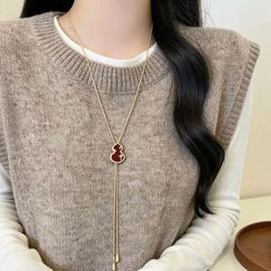 Pull-Out Pony Necklace Red Gourd Pendant Gold Chain Women's Fashion Jewelry Daily Wear Accessory - Product Image 4