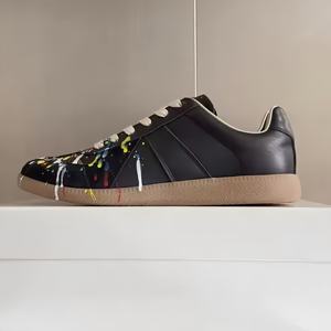 Zapatillas de Cuero Estilo Vintage para Pareja, de Caña Baja, con Cordones, Pintadas a Mano con Graffiti, Modernas y a la Moda para Caminar - Product Image 2