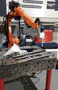 Robot de soudage industriel 6 axes de 2 m avec précision de 0,03 mm et machine de soudage NBC350 - Product Image 3