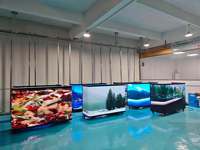 Cabine DJ incurvée en stock dans l'entrepôt américain, écran LED P2.5GOB pour cabine DJ intérieure, écran LED pour événements scéniques, table DJ numérique LED