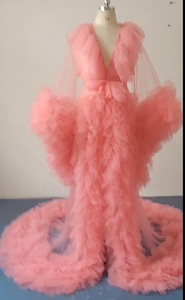 Abito su Misura in Tulle Rosa per Servizio Fotografico di Maternità con Spacco Alto, Vestito da Sposa per Gravidanza, Abito Lungo Vaporoso per Spose - Product Image 5