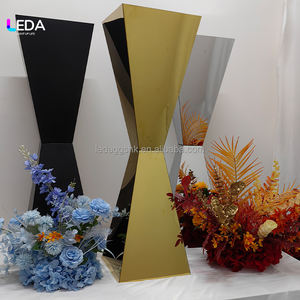 ขาตั้งดอกไม้รูปตัว X สีทองเมทัลลิก LEDA สำหรับตกแต่งงานแต่งงาน - Product Image 2
