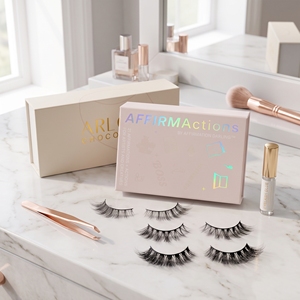 Caja Magnética para Pestañas, Solución de Empaque de Lujo para Extensiones de Pestañas - Product Image 2