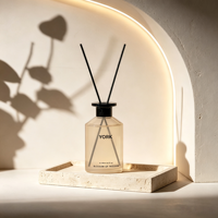 Bouteille en verre pour diffuseur de parfum 180 ml avec fond épais, couleur personnalisable, pulvérisateur à pompe, sérigraphie, bouchon et bâtonnets en fibre